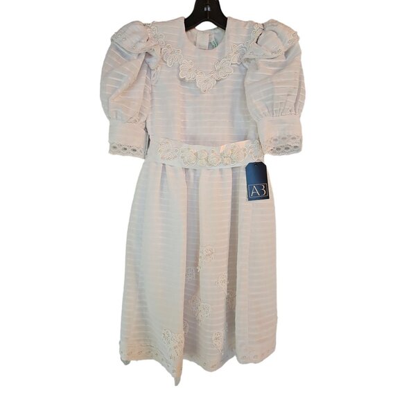 Childs Flower Girl/First Communion Gown W/Veil - Picture 1 of 7